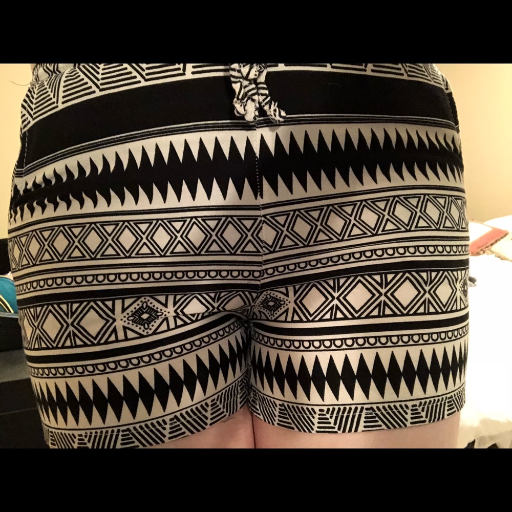 Patterned shorts